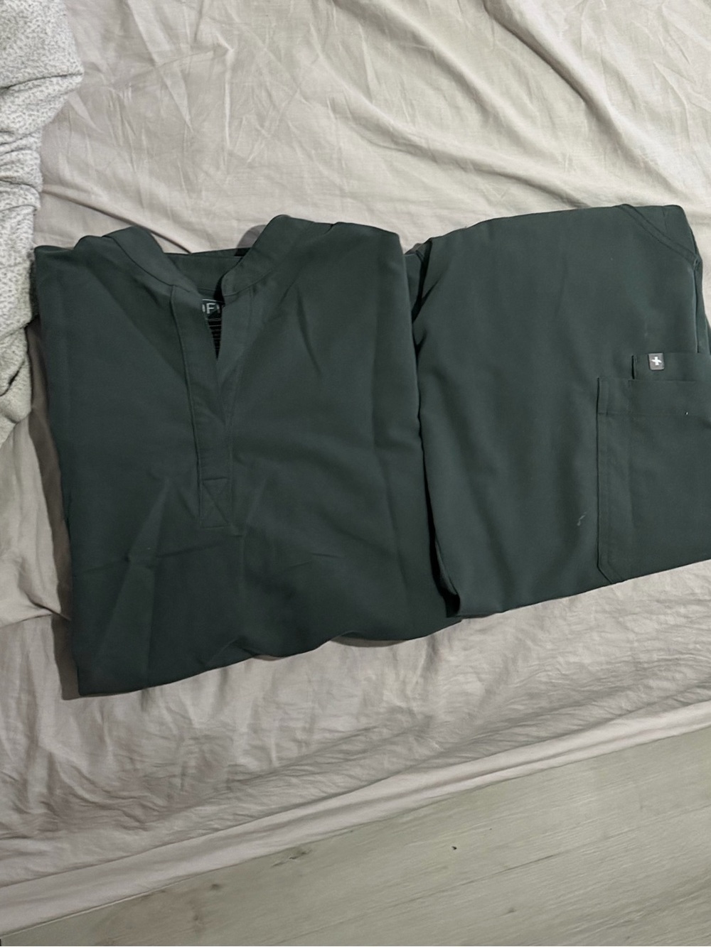 Women’s FIG olive green scrub set